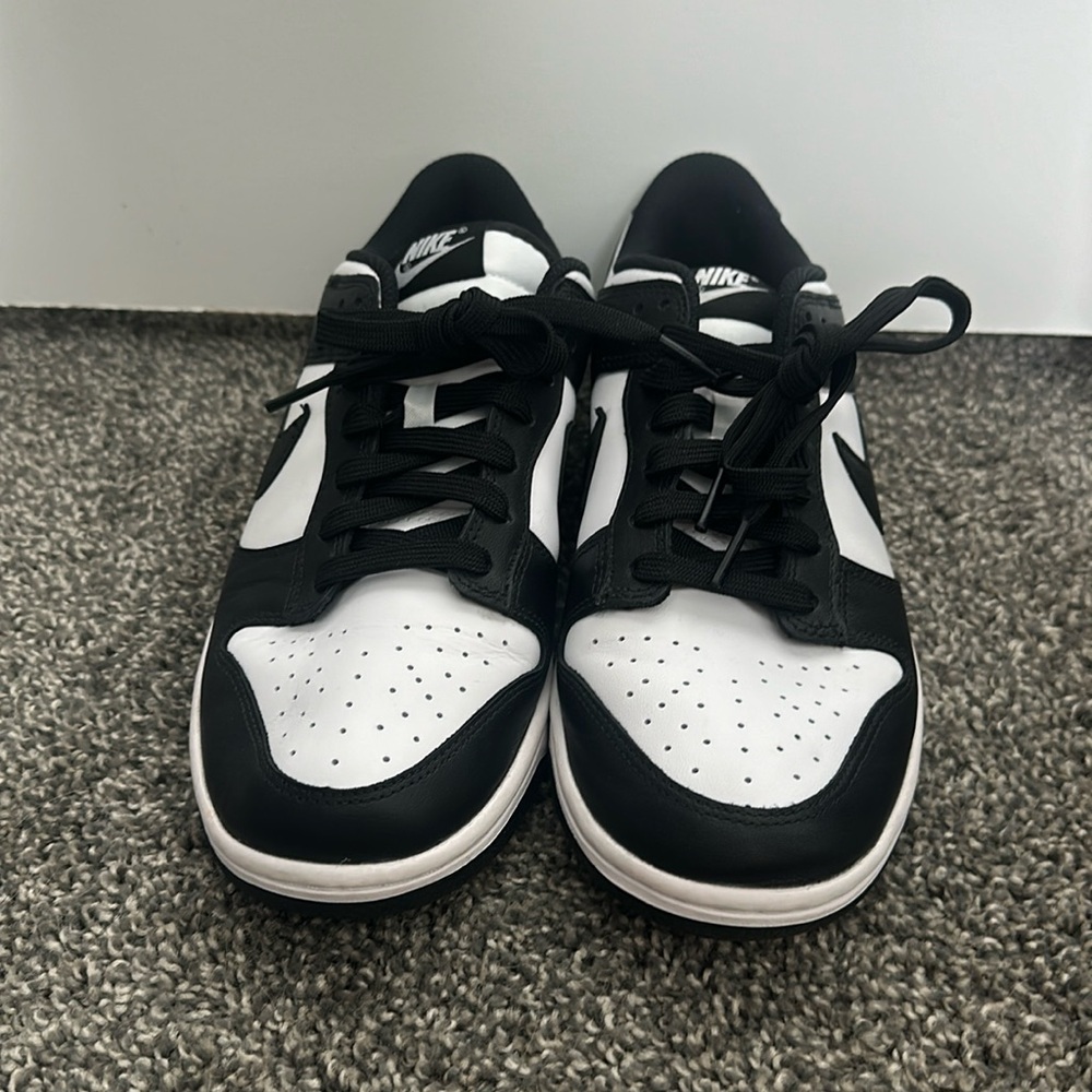 Black and White Nike Dunks